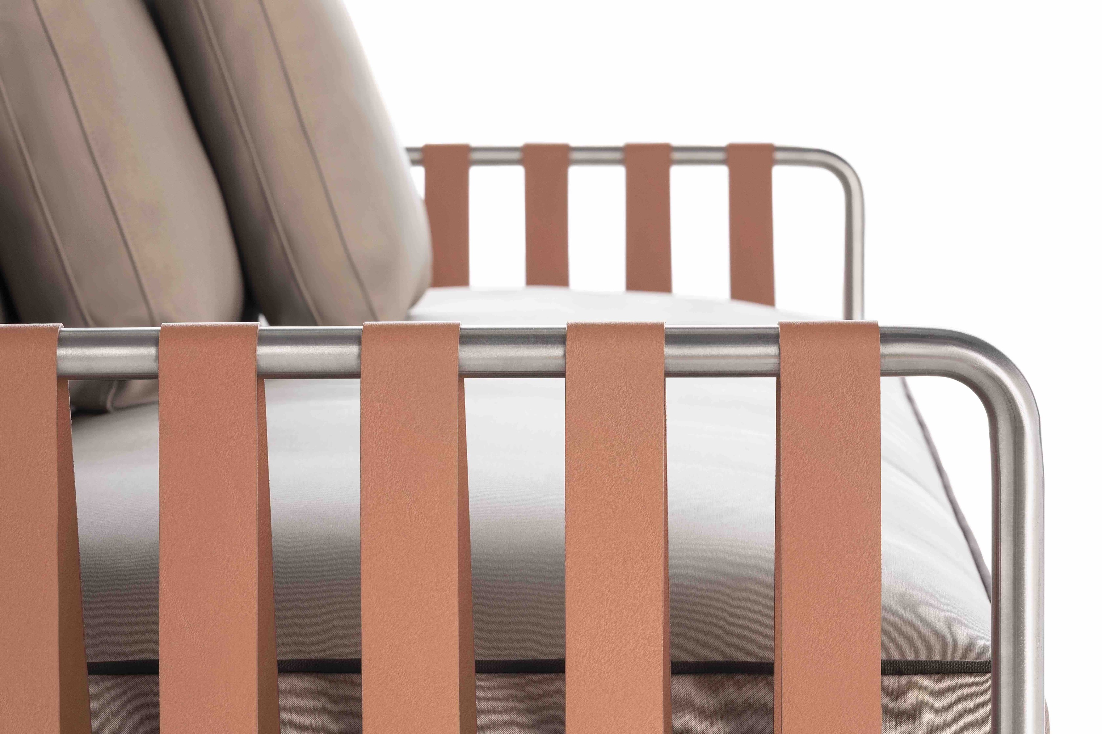 1onsen 2 seat sofa silvertex sandstone detail 02