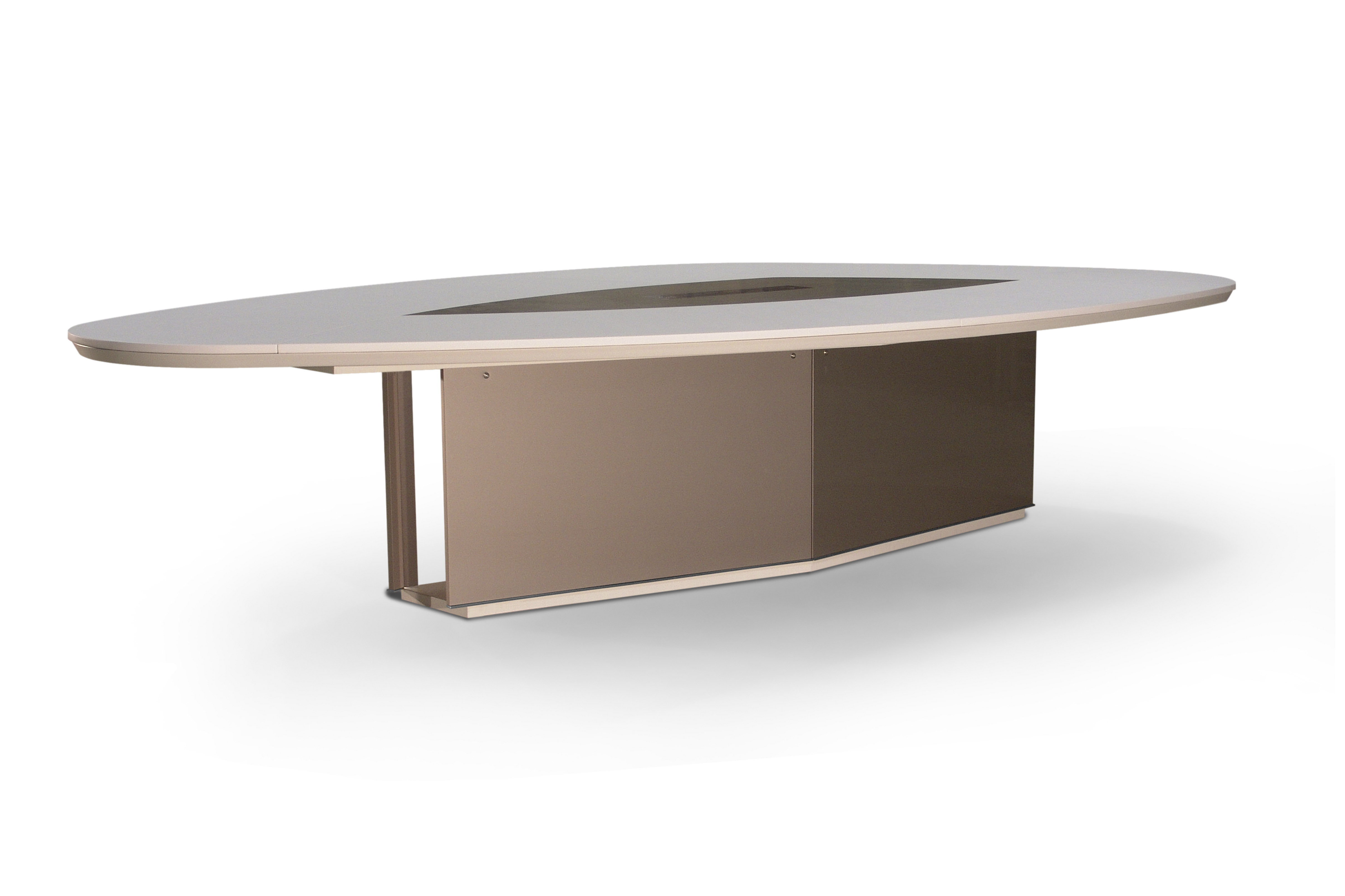 ALMOND White DSC02339