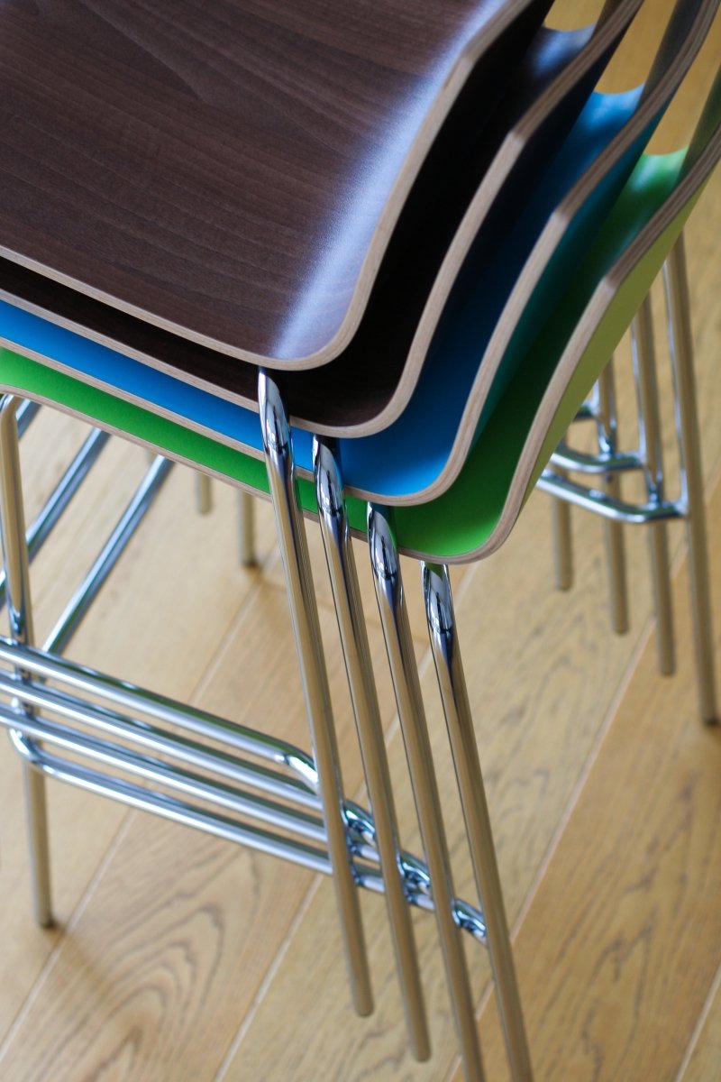 ANDY barstool HPL stackable2