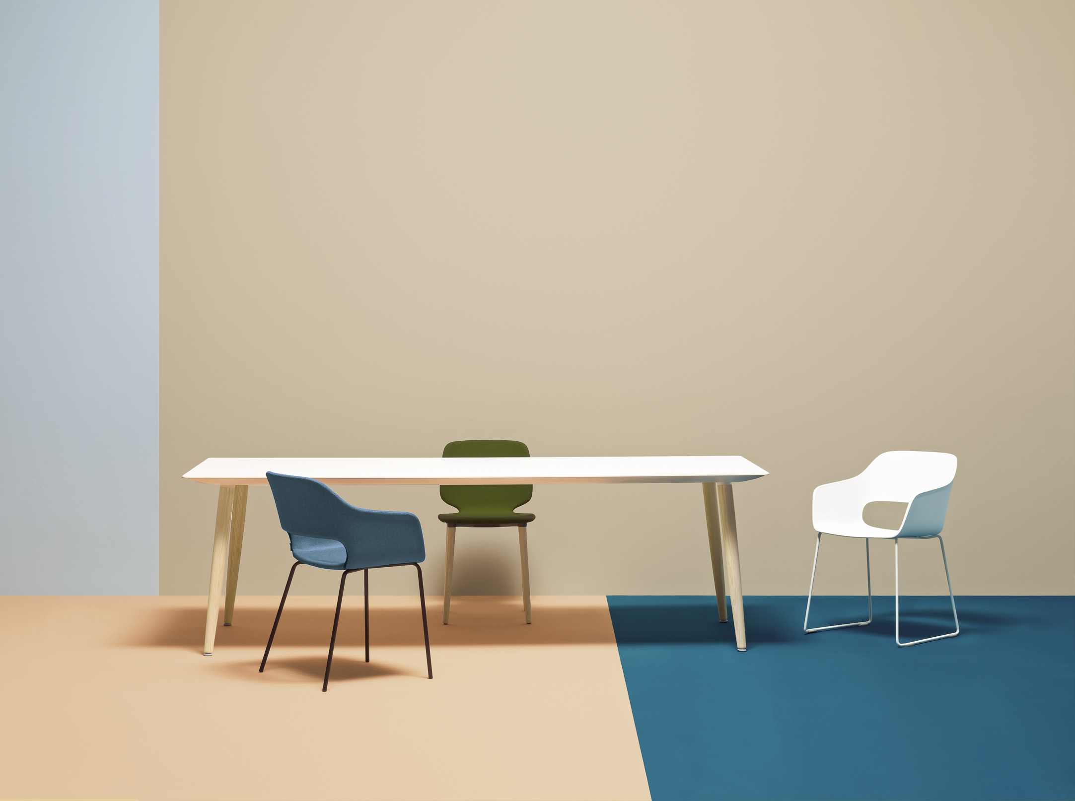 BABILA TABLE FAMILY low2