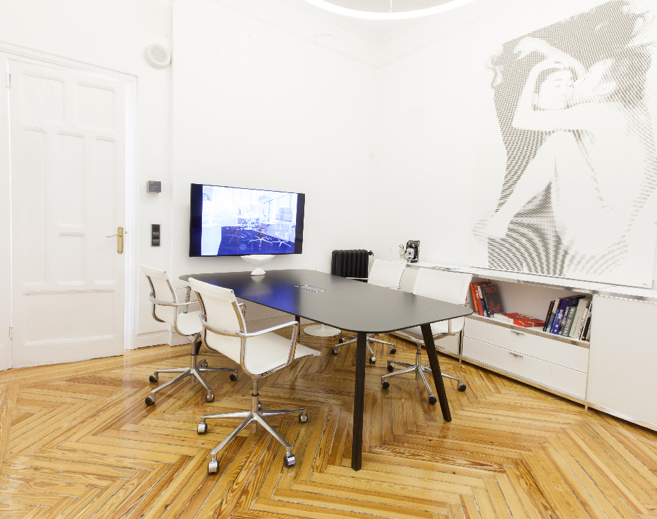 ICF office table Bevel meeting AMB05