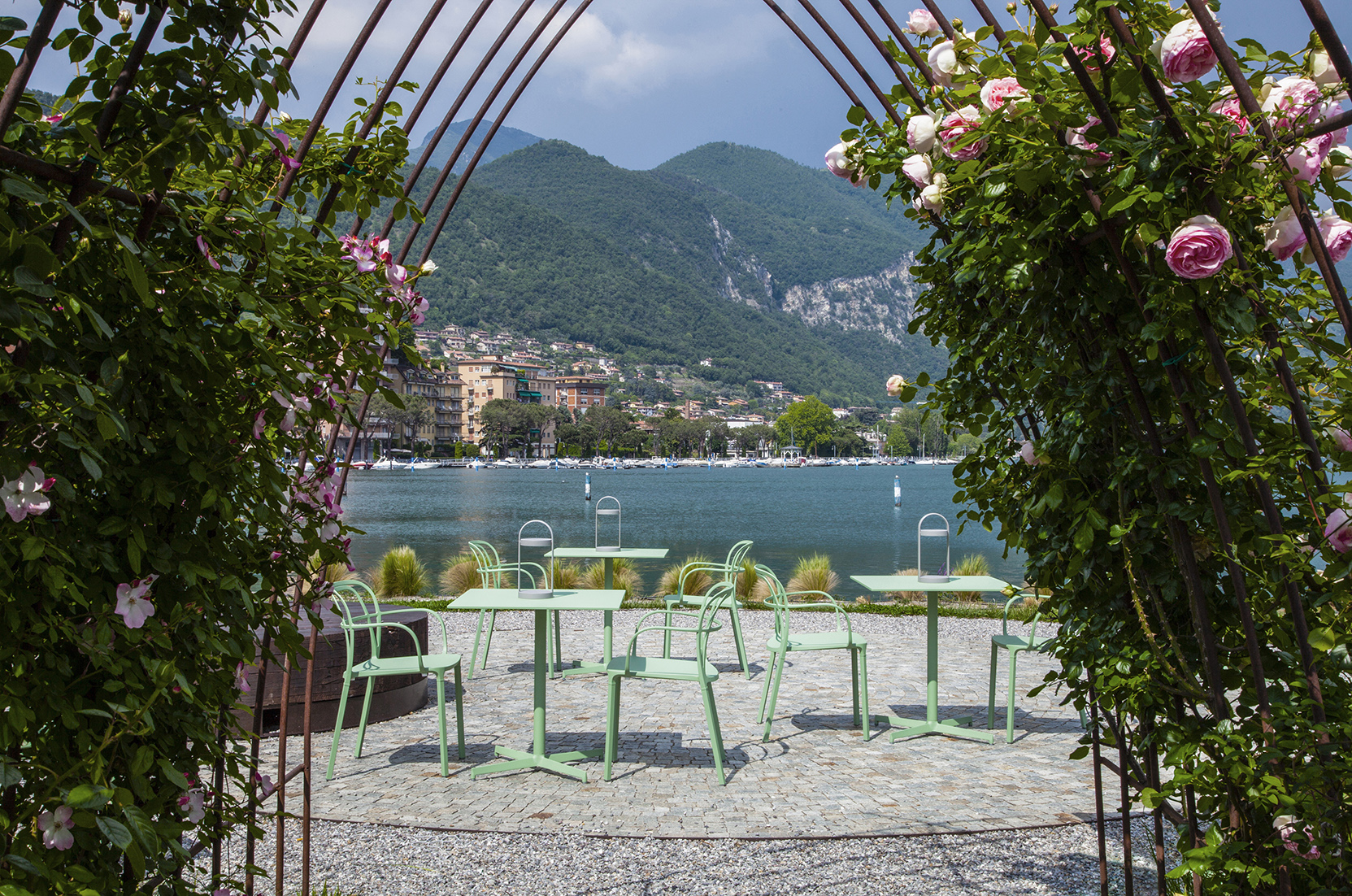 Intrigo 3715 VE100+Laja 5420 VE100+Giravolta 1799 BE ambientata low