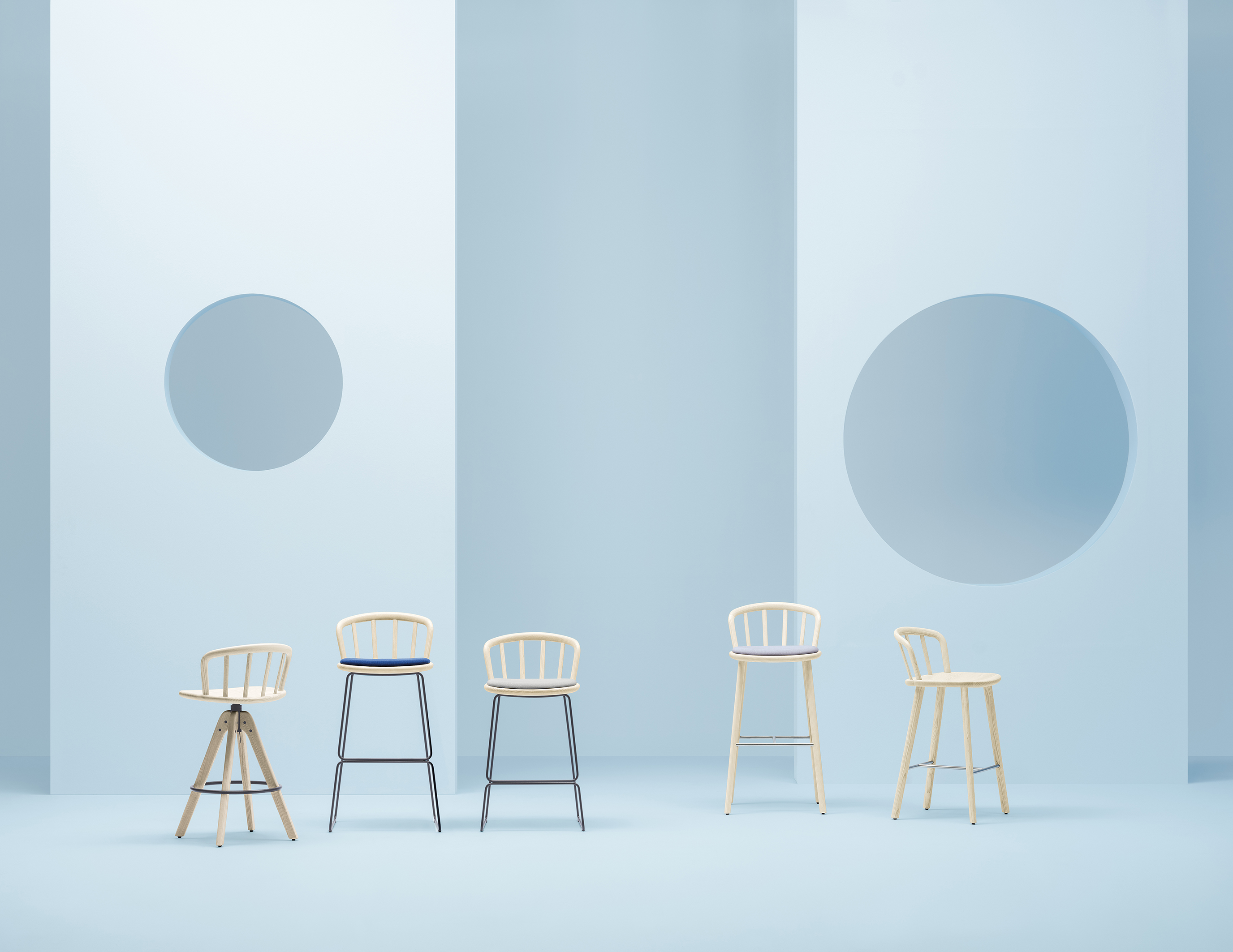 Nym Barstool family low2