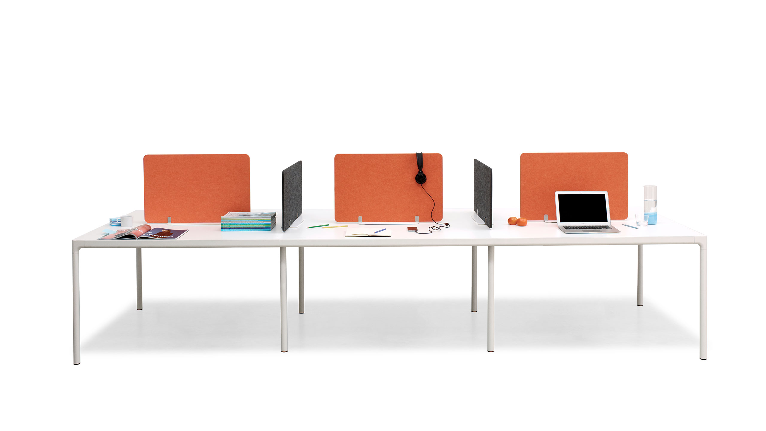 PearsonLloyd Edge Desk 1