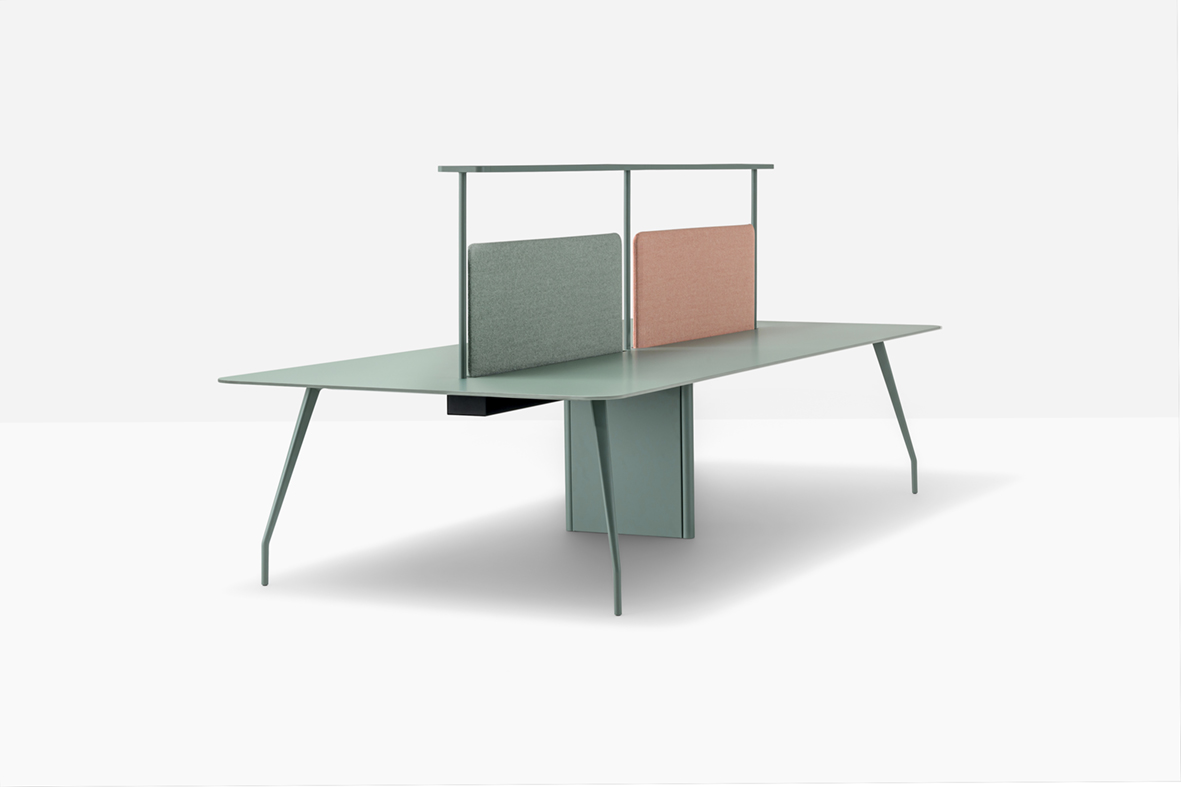 Rizz Workstation TRZ2 340X150CC VE600 FN0773+K LUCE LB264+DSP L120 G255 TC13445 low