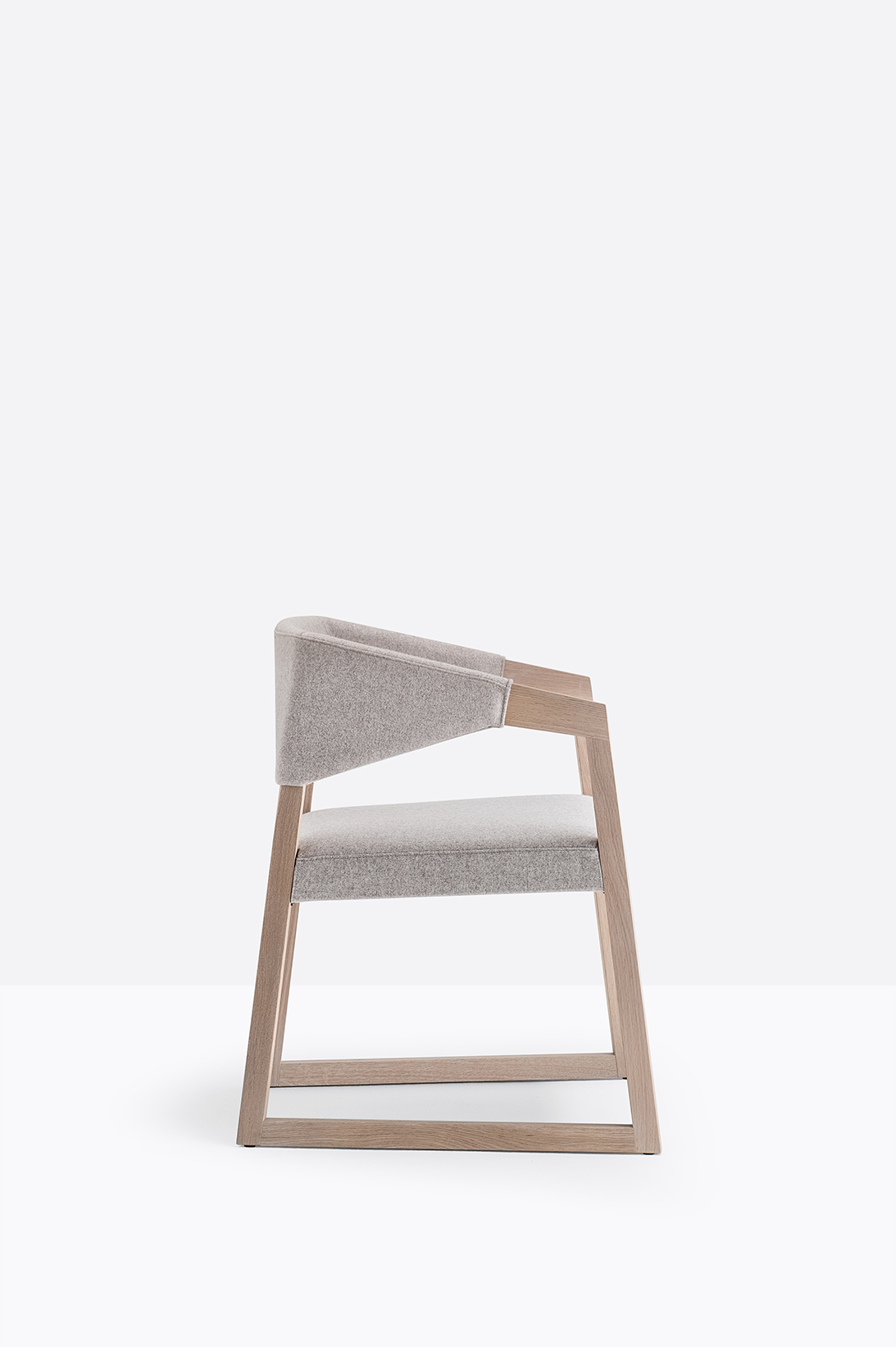 Sign 457 RS G242 low