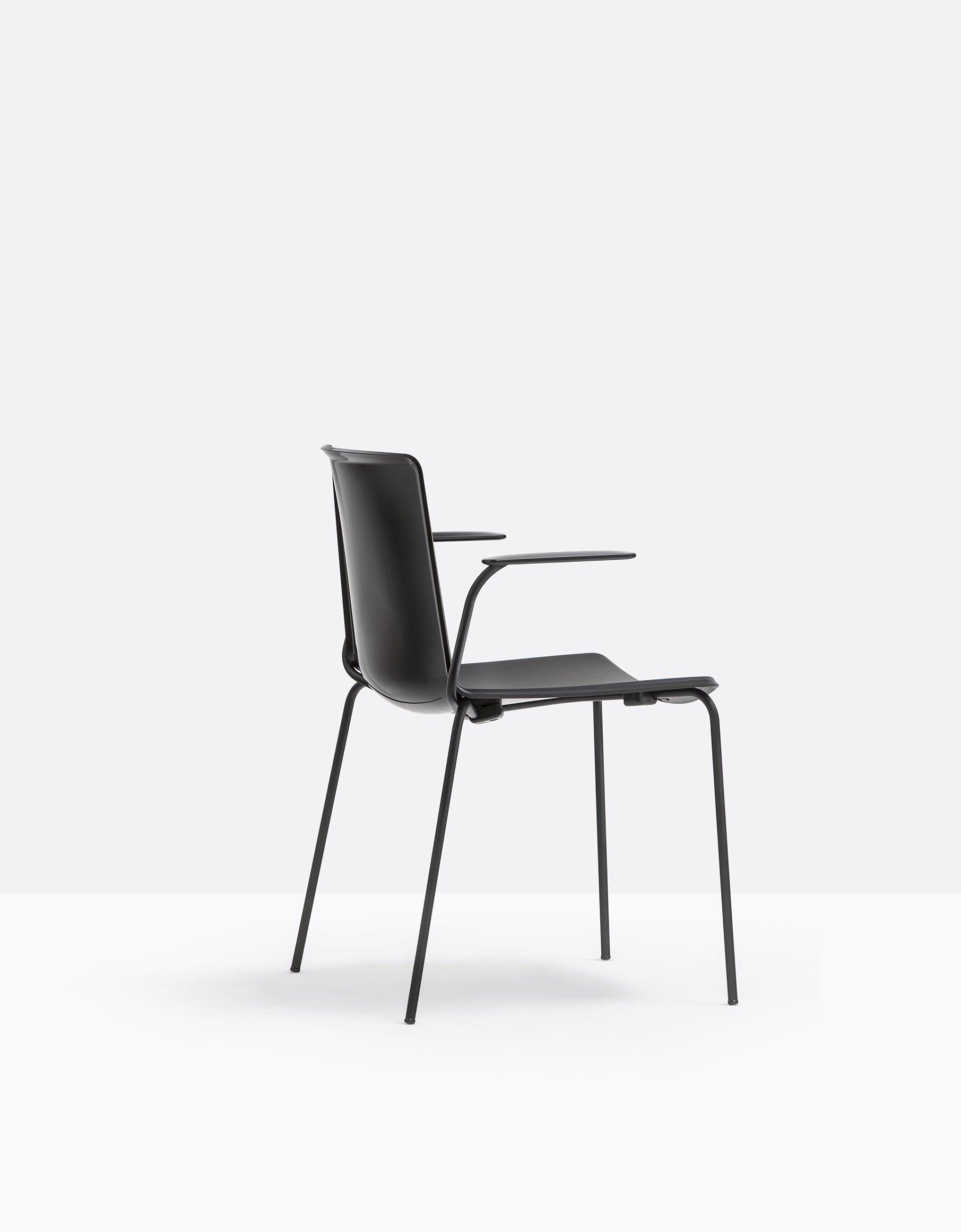 Tweet 895 NERO NE3 low