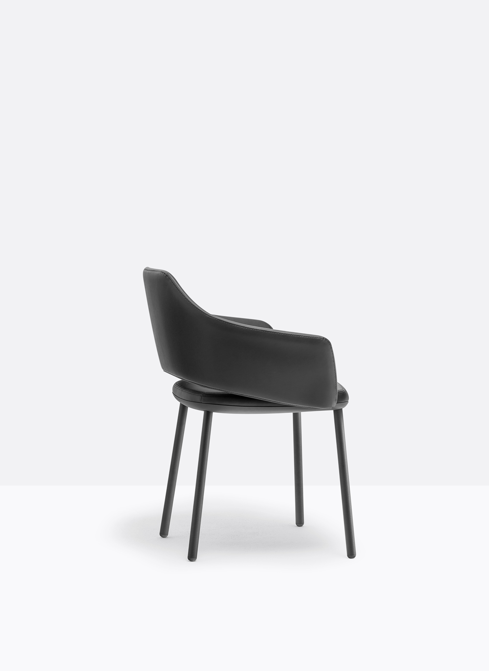 Vic 647 H26 NERO4 low