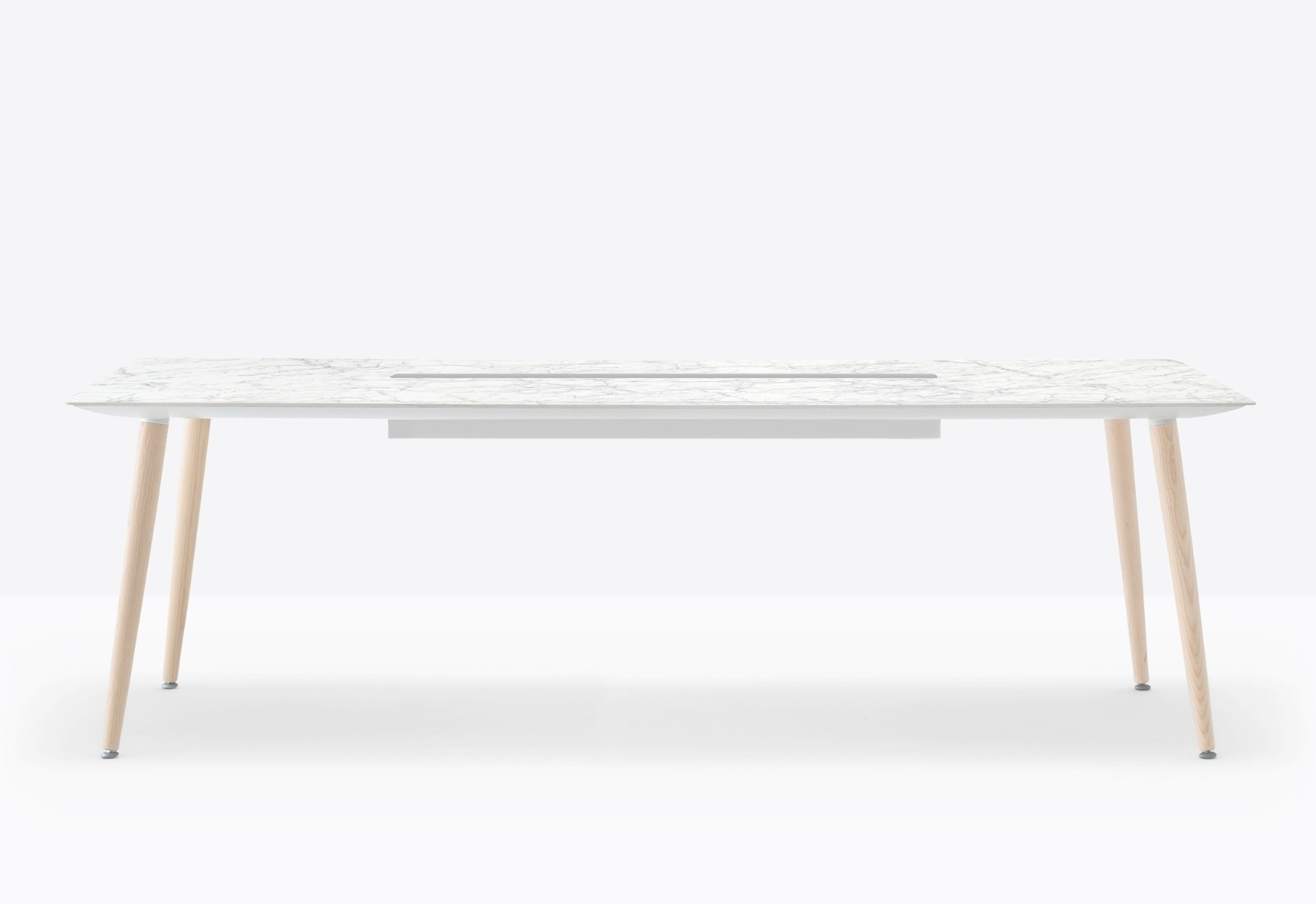 babila tba cc still 04