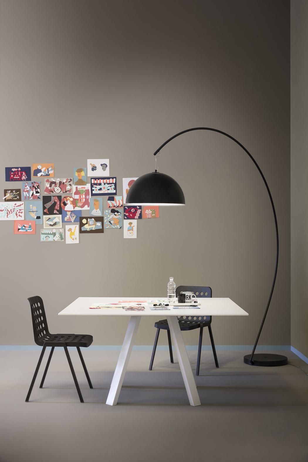 ARKI TABLE ARK139X139 BI CFC BI+KOI BOOKI 370 NE low2