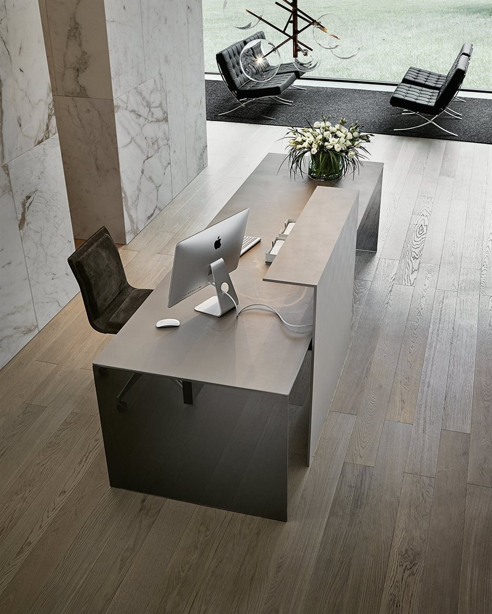 Air Desk Modesty G9643