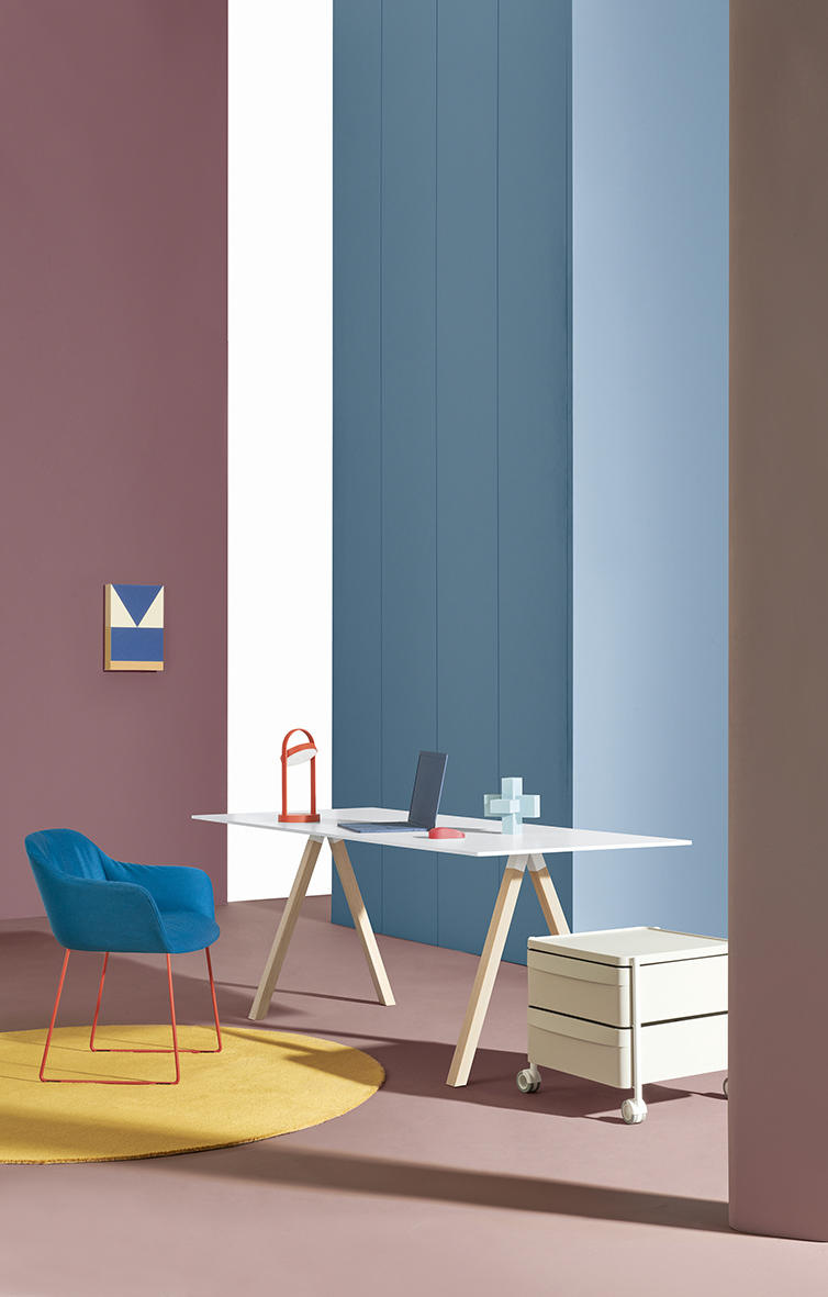 Arki Desk ambientata 2020 low