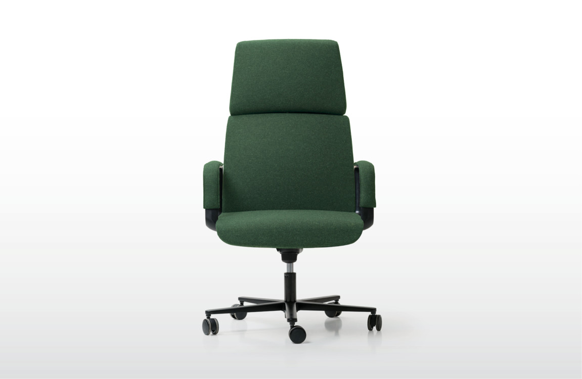 CHARLES GALLERY 1 1151x750