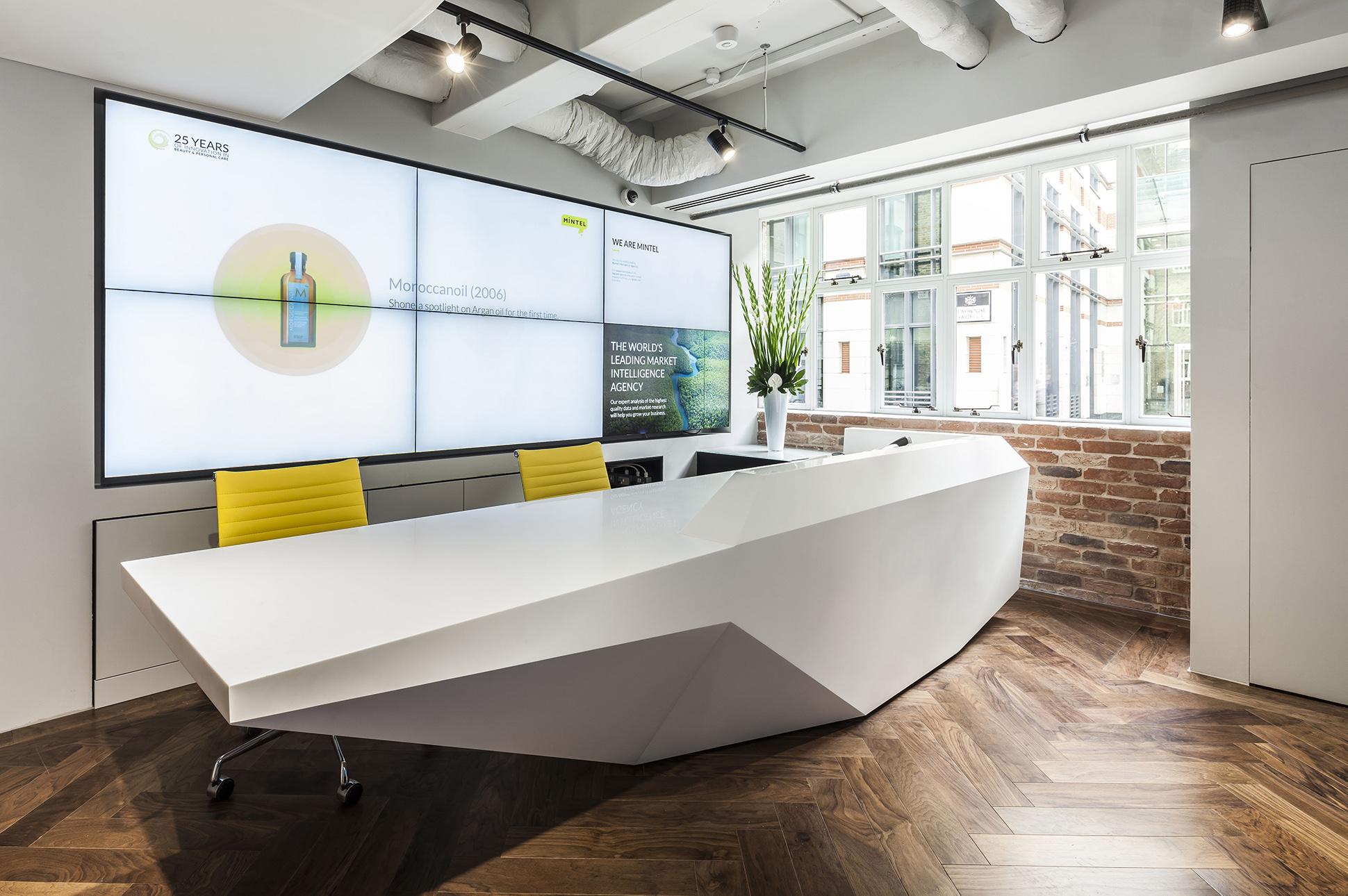 Fold Solid Surface Modular Reception Desk