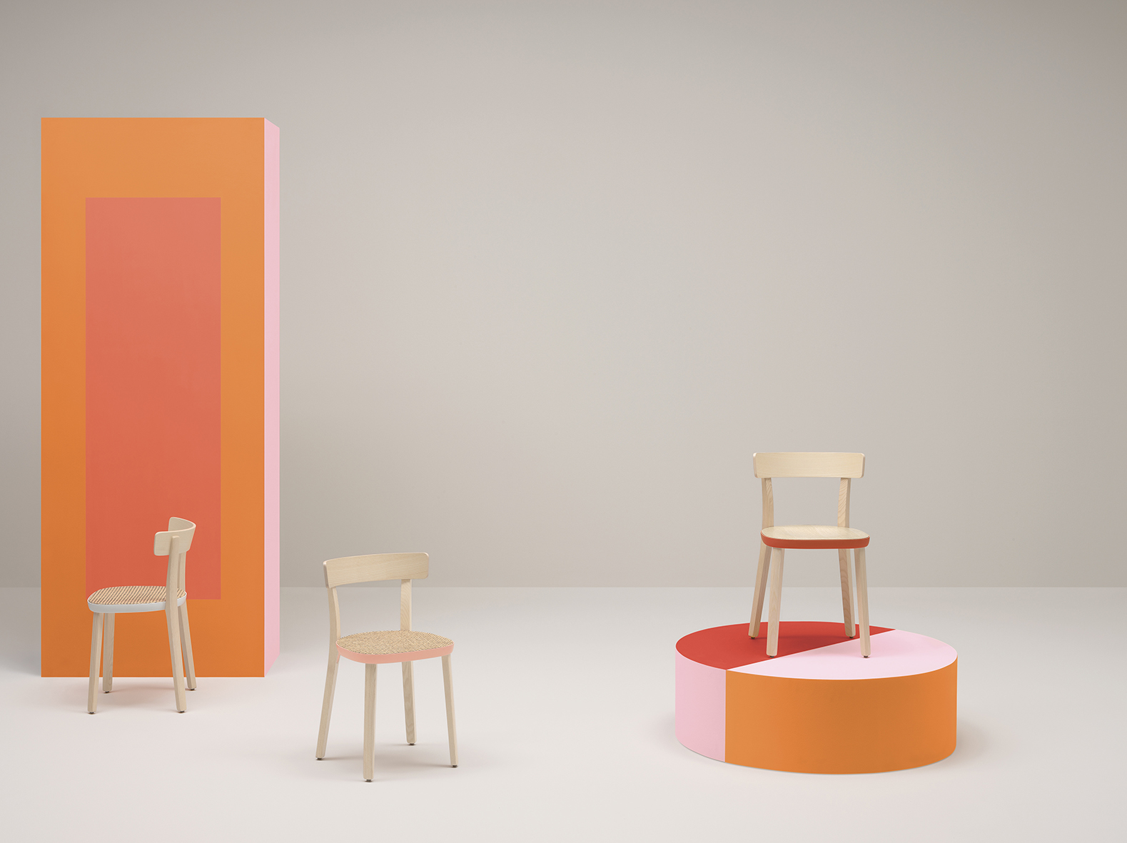 Folk family 20192 low