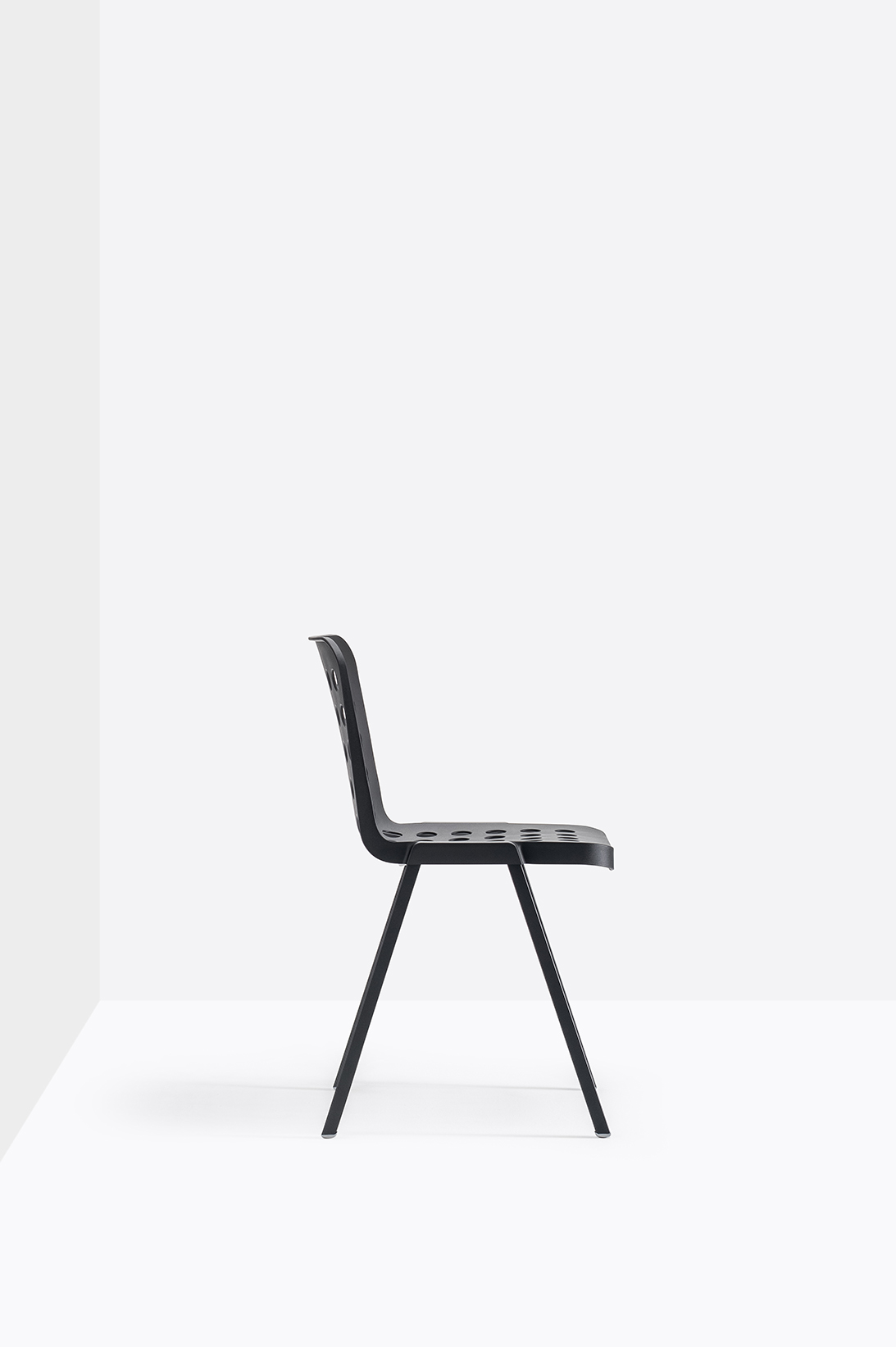 Koi Booki 370 NE3 low