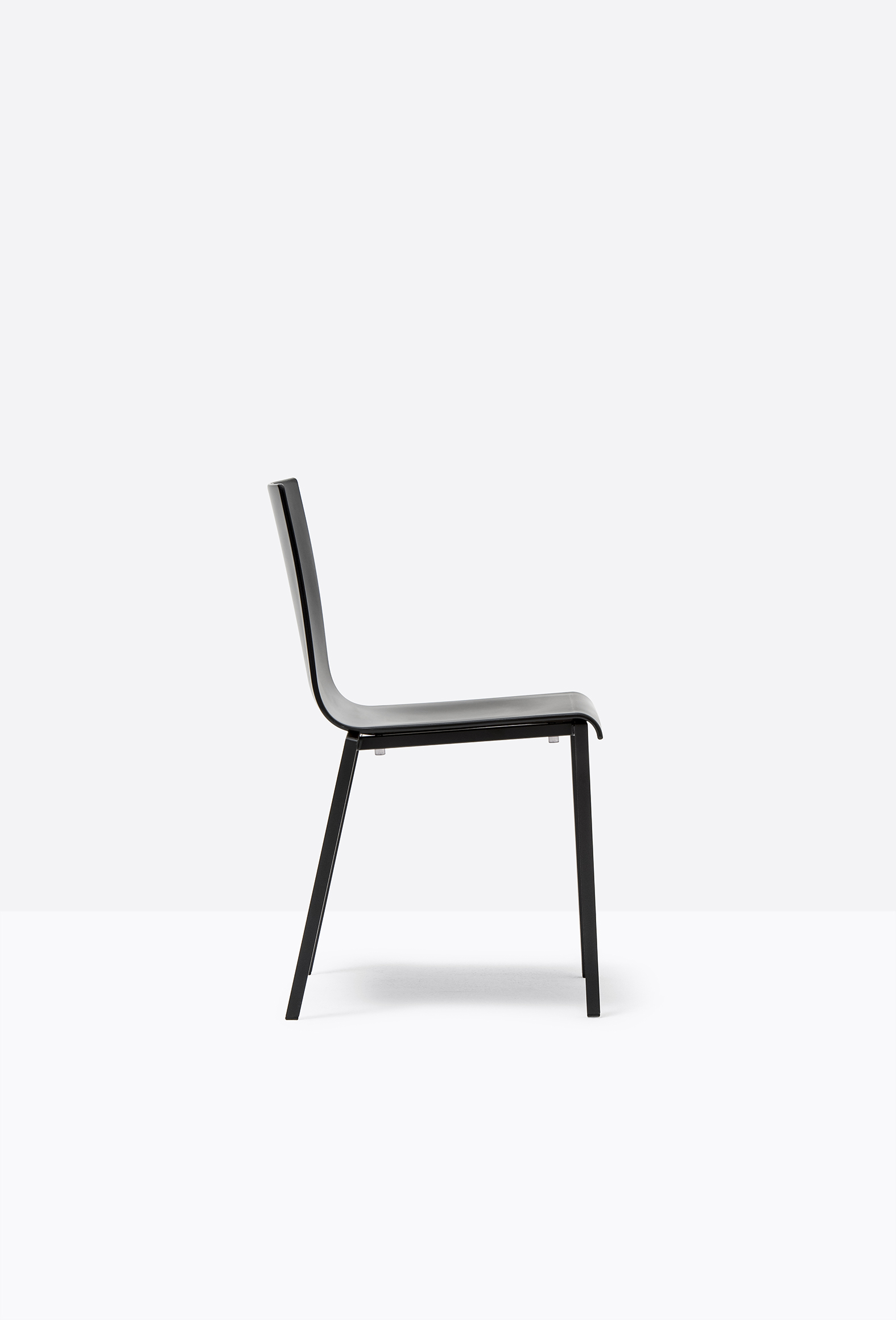 Kuadra XL 2401 NE NERO2 low