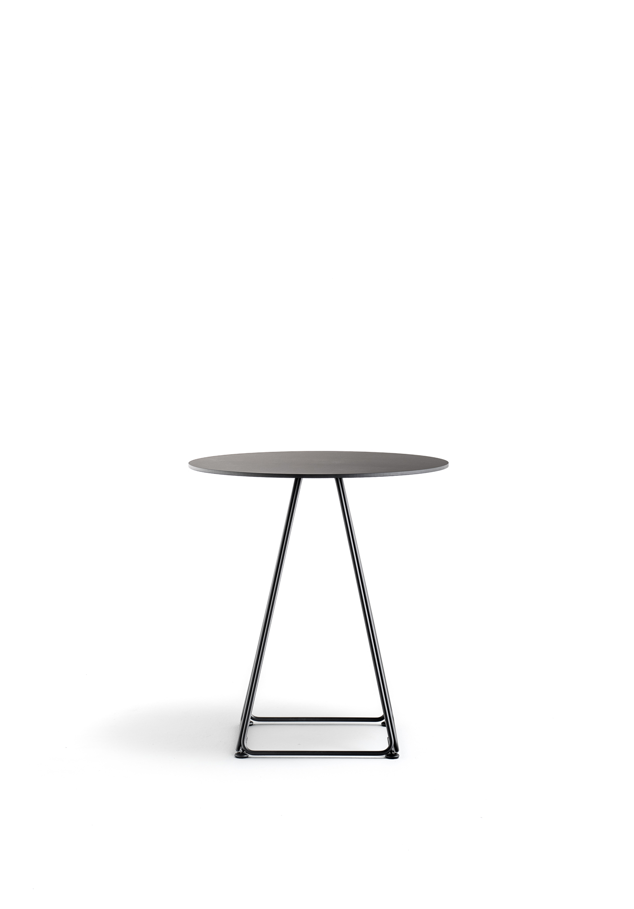 LUNAR 5440 NERO+ D69 FNP low