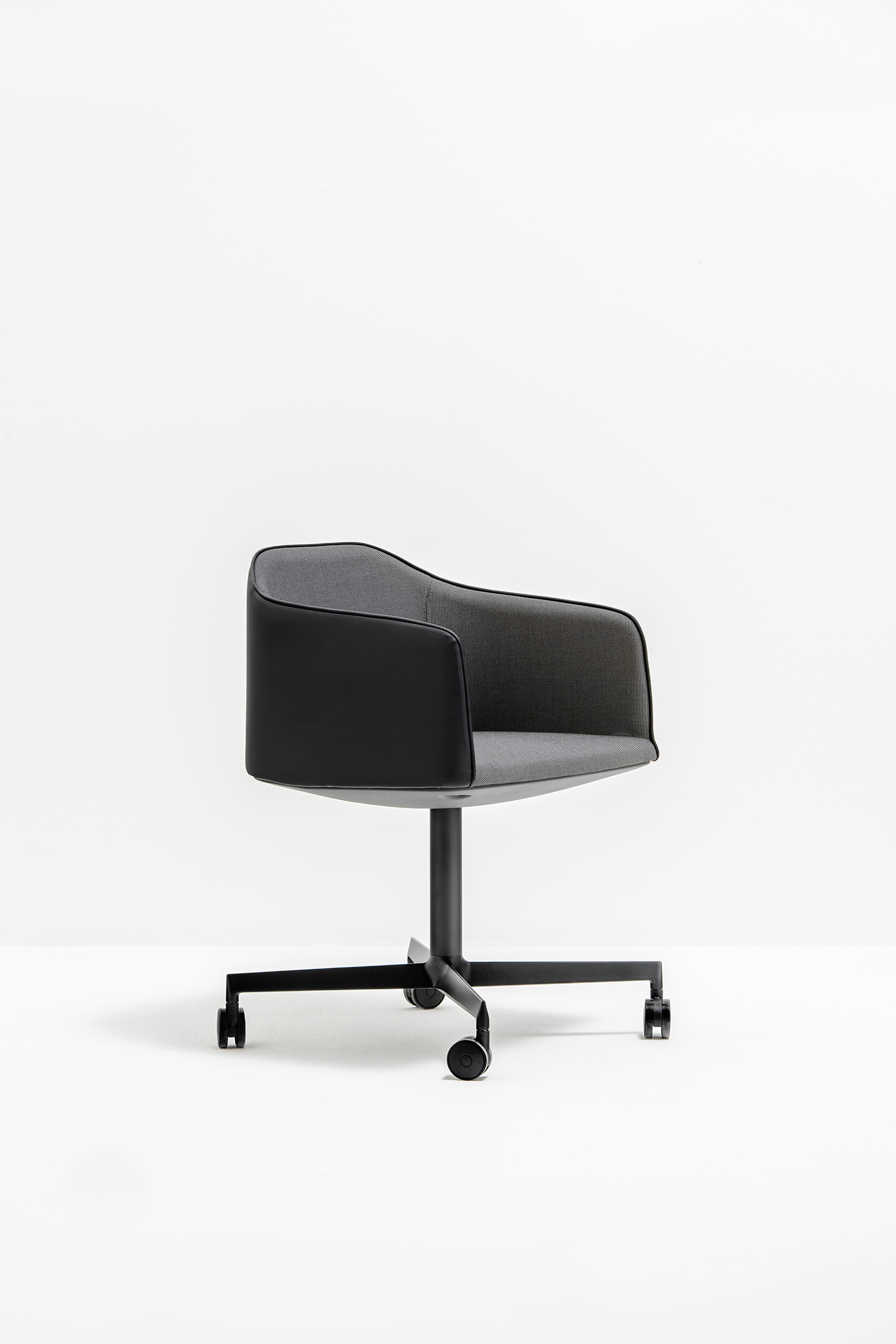 Laja 886 H26 C86 NERO2 low