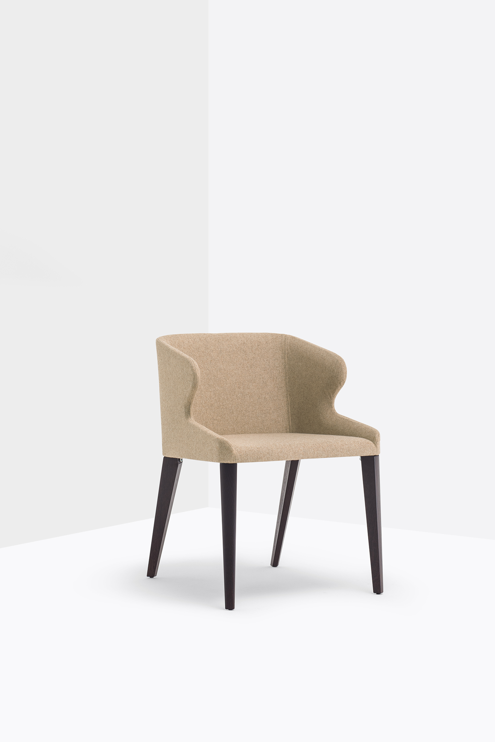 Leila 681 C04 W3 low