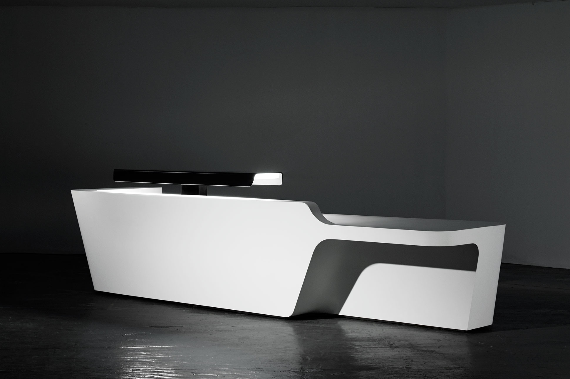 Mono Modular Reception Desk in Solid Surface2