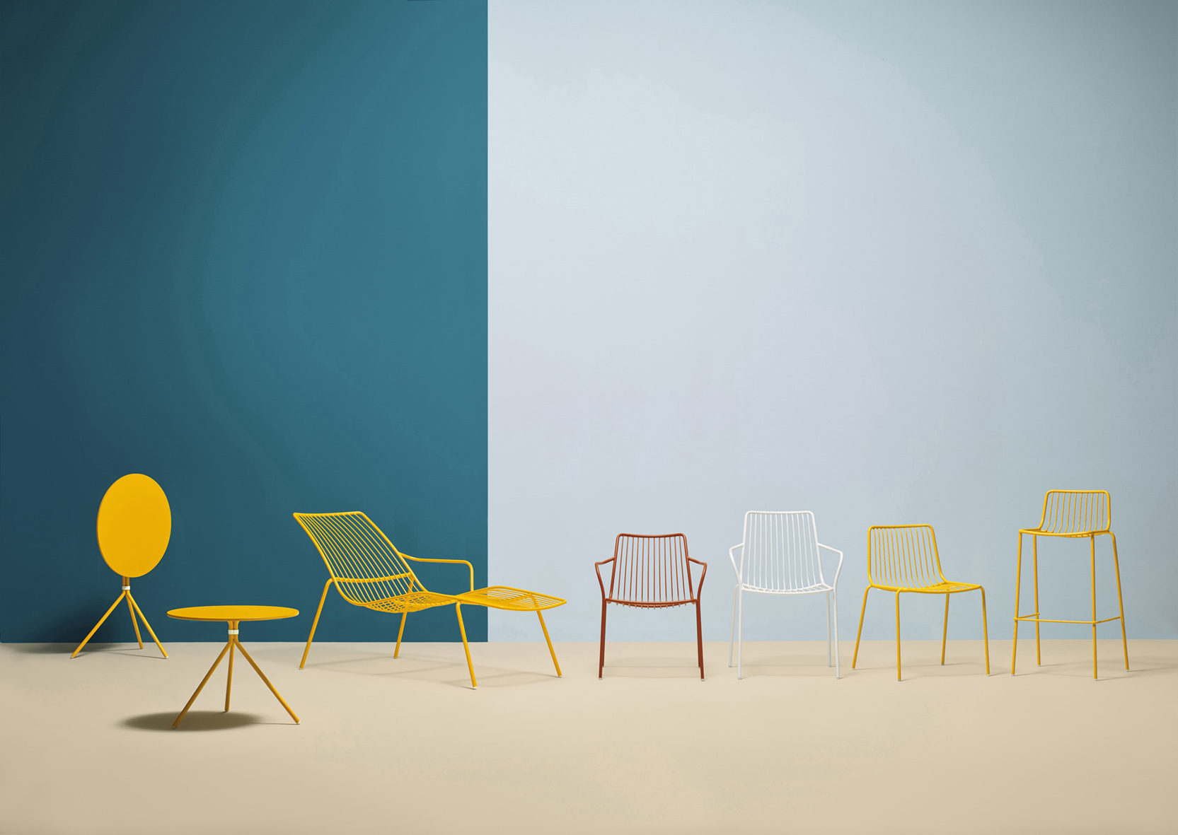 NOLITA TABLE CHAISE LONGUE FAMILY low