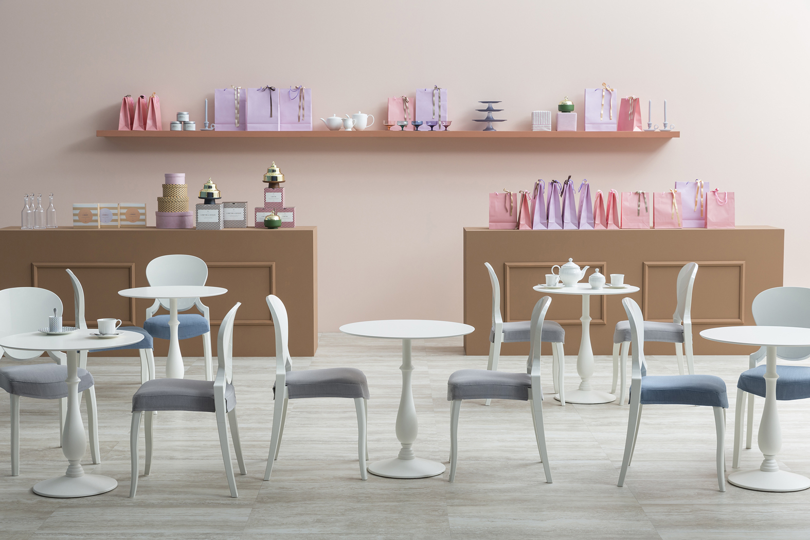 QUEEN 650 BI+650.3 D40 D43+TAVOLO LIBERTY 4200 BI200 CFC BI low