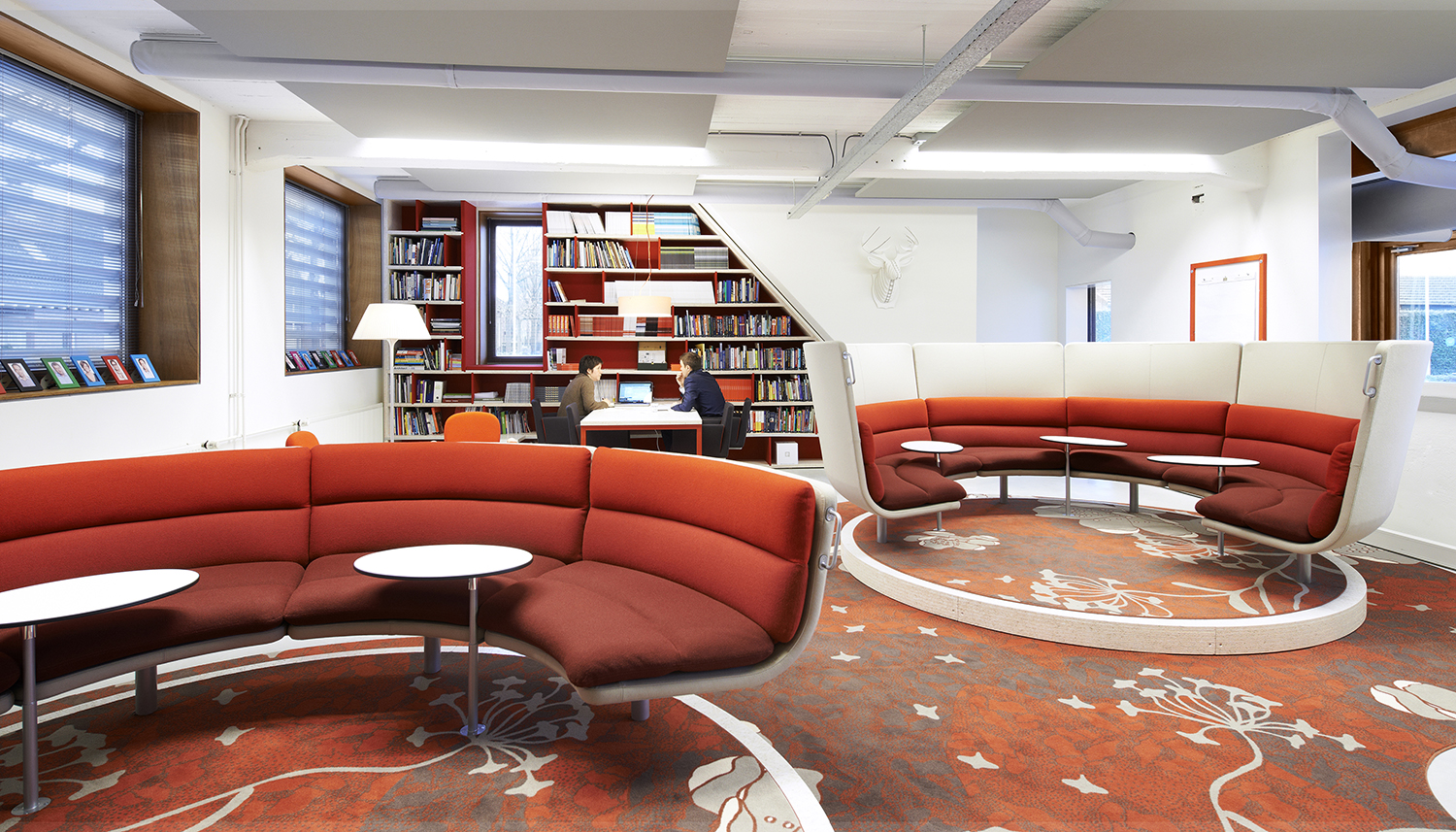 R374 Veldhoen Company 02