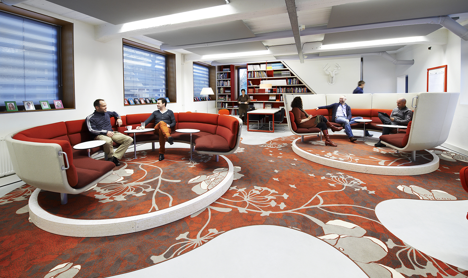 R374 Veldhoen Company 03