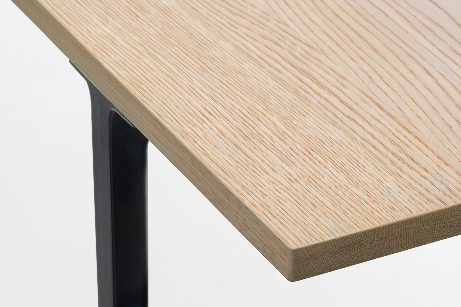 Toa Desk TOA240x90 NEF RS4 low