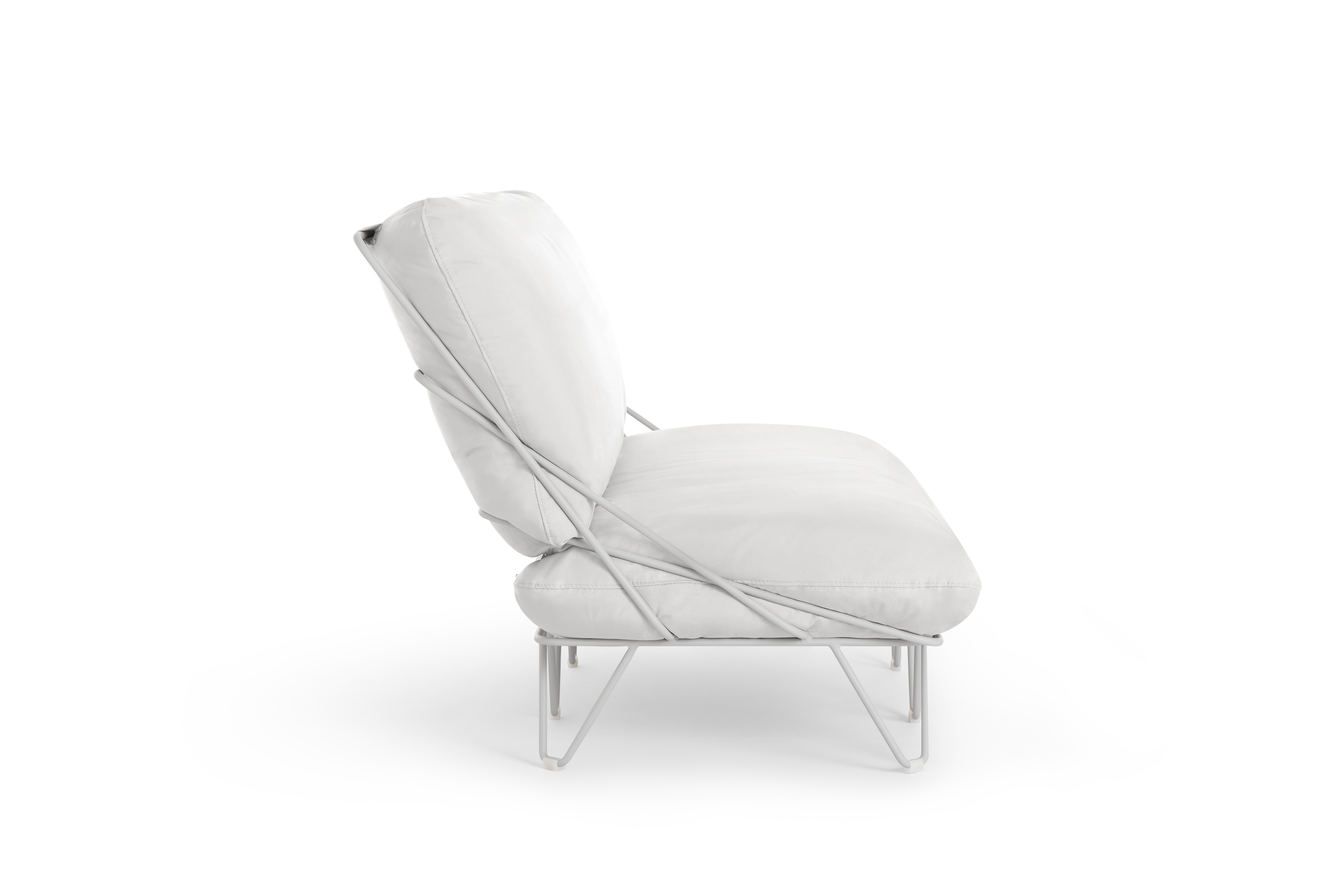 Valentina 2 seat sofa profile silvertex aluminium