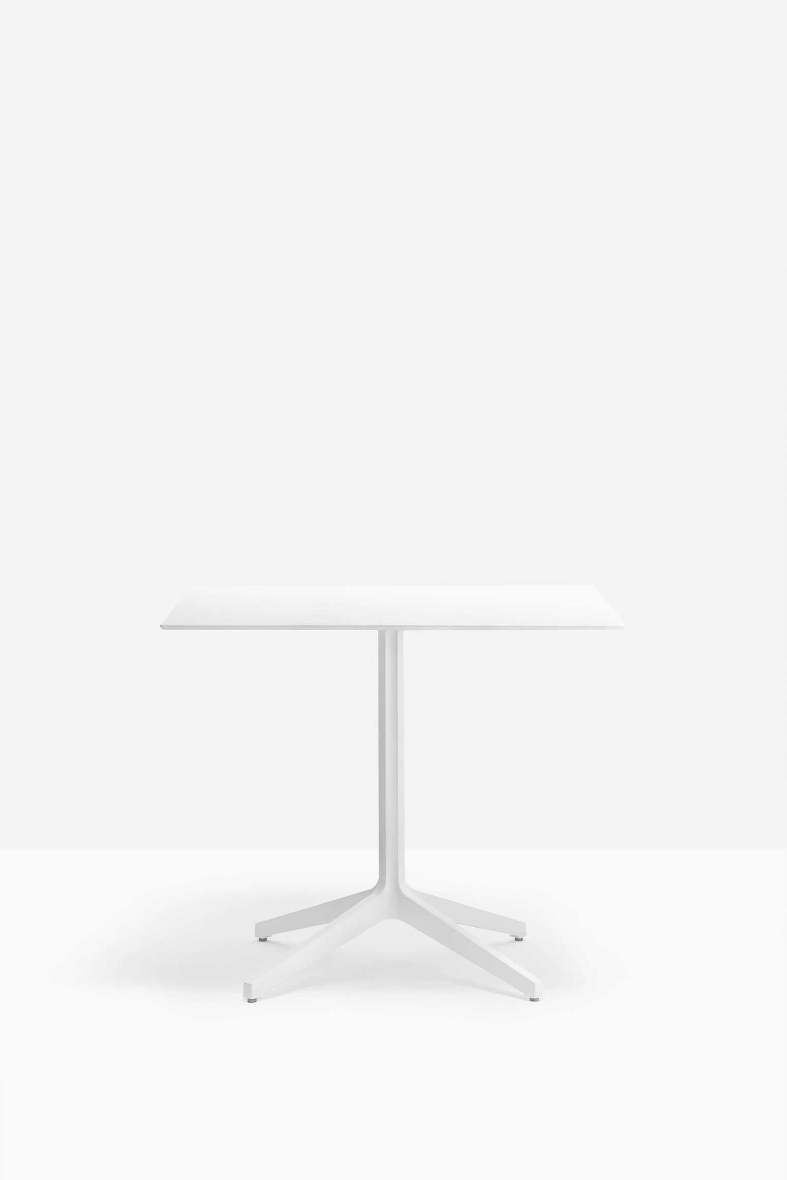 Ypsilon 4797 BI200 89X89CFP BI low