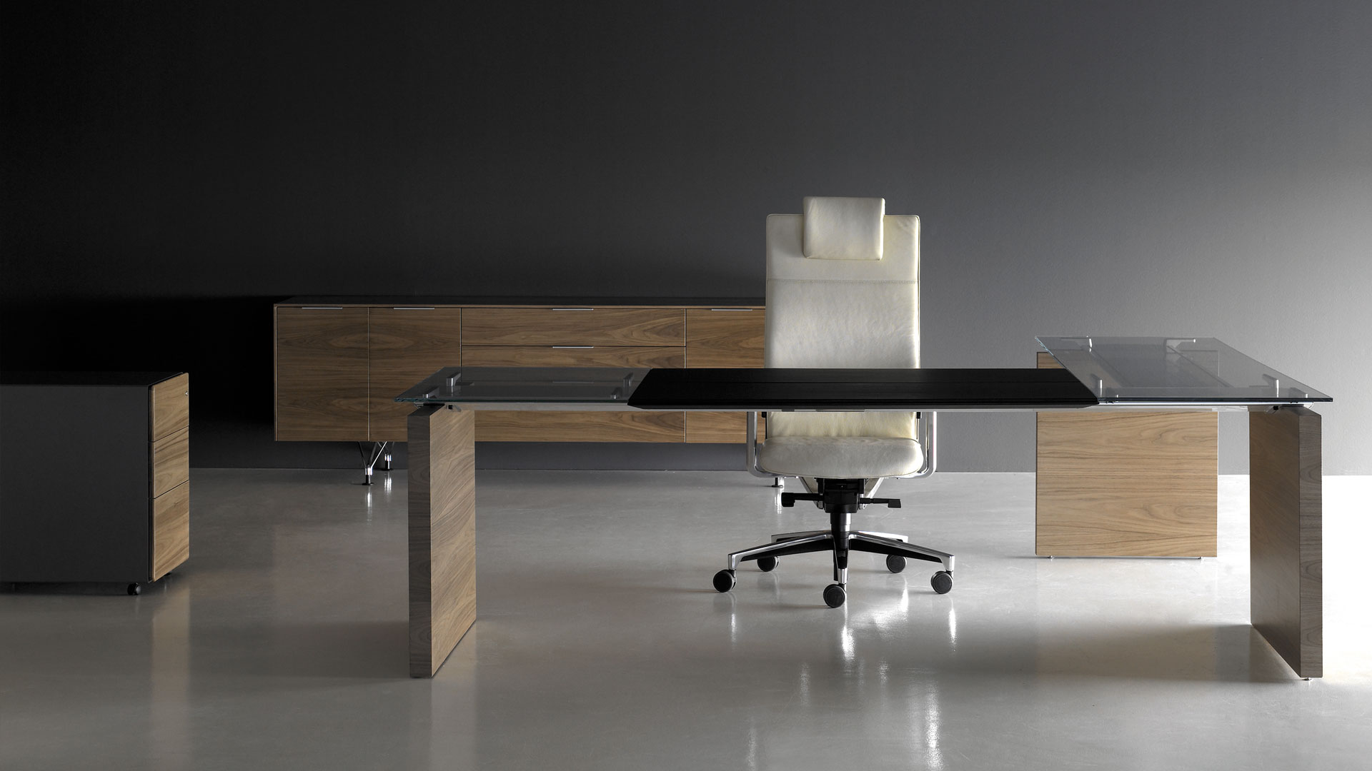 a2 bkcontract header 01