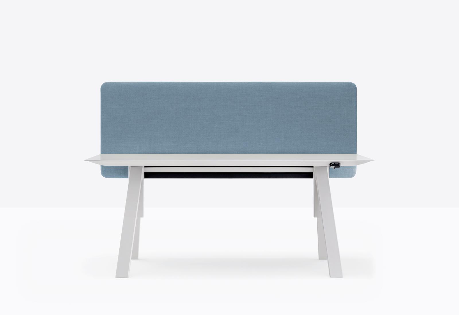 arki table adj desk still 03