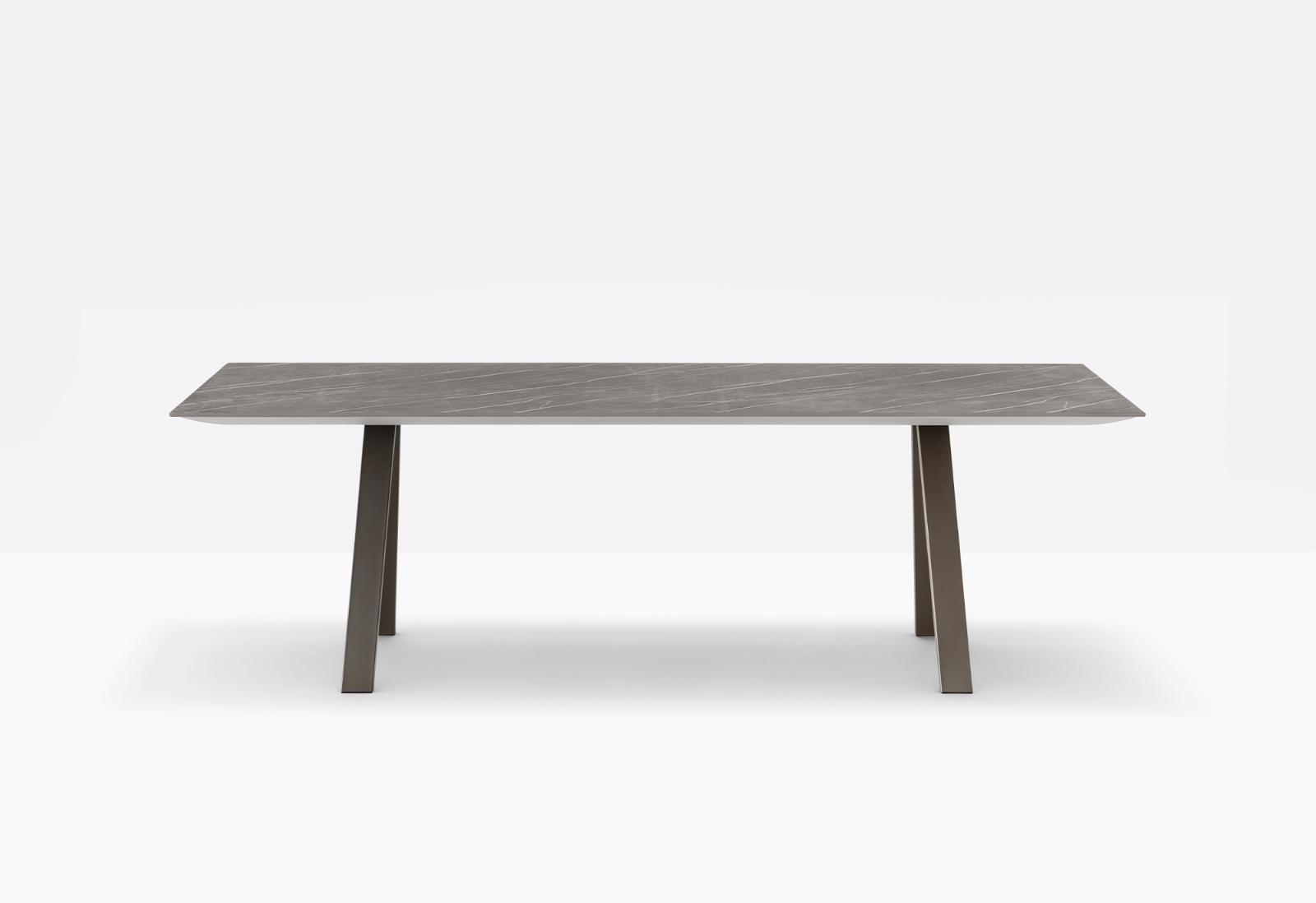 arki table ark outdoor still 03