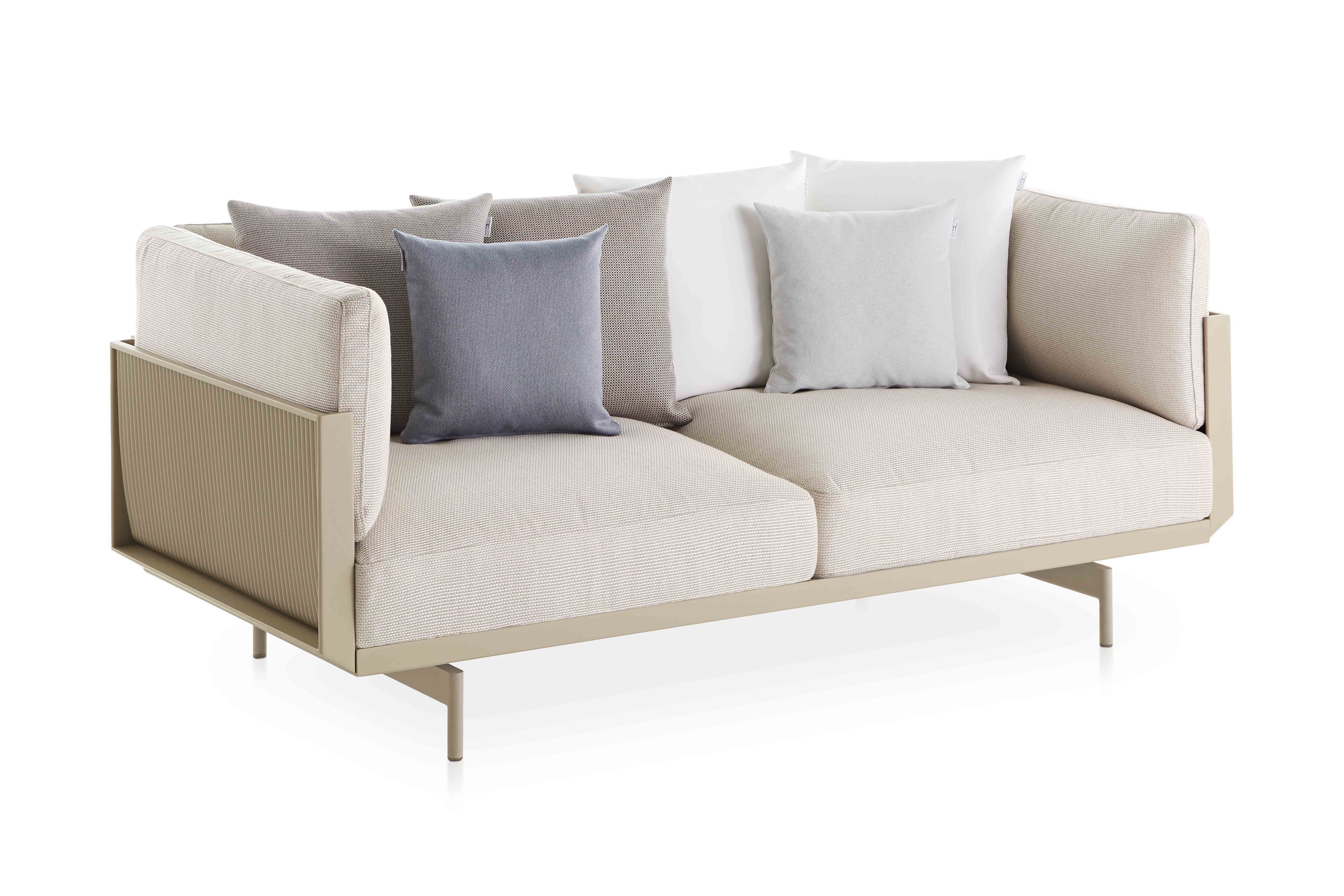 onde sofa 2 sand majestic river 45 a