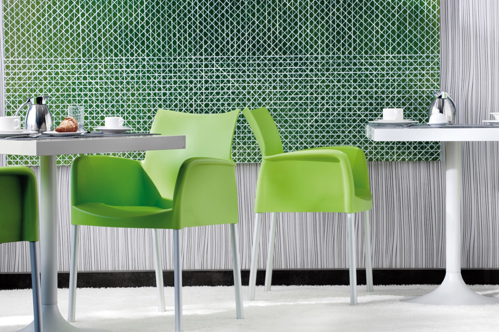 web 1 ICE 850 VE+DREAM 4830 low